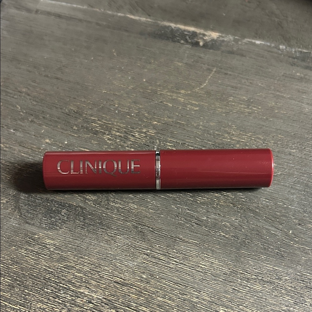 Clinique Almost Lipstick Black Honey - swatched‎